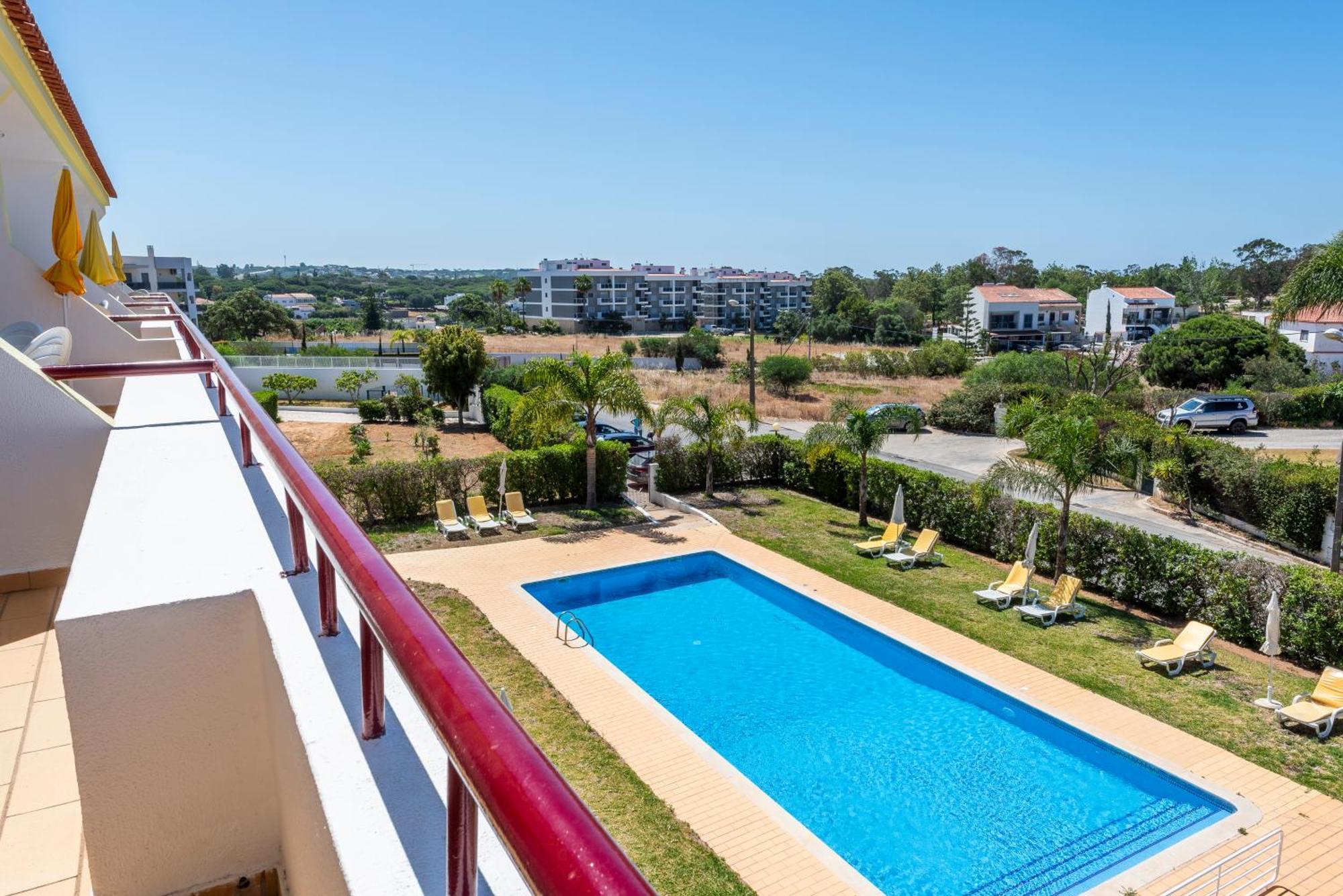 Solgarve Aparthotel Quarteira Ngoại thất bức ảnh